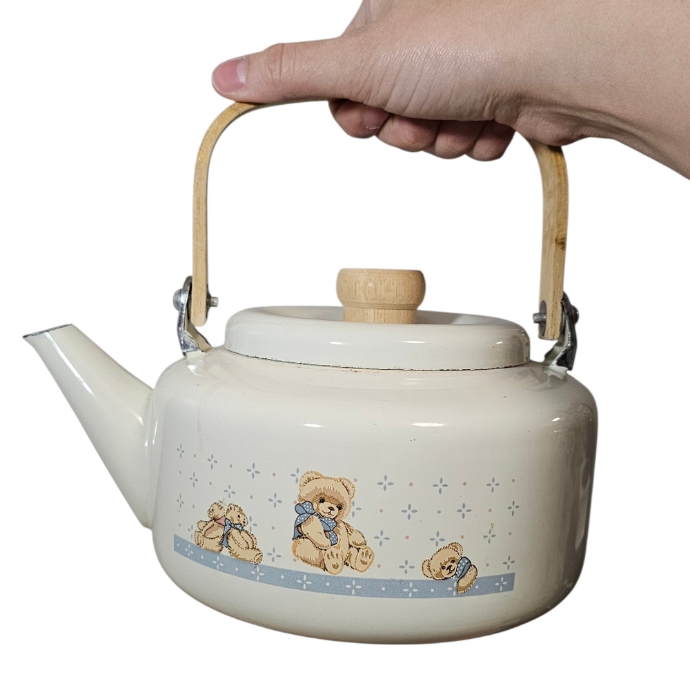 Vintage RARE Tienshan Theodore Country Bear Enamel Tea Kettle With Wooden Handle